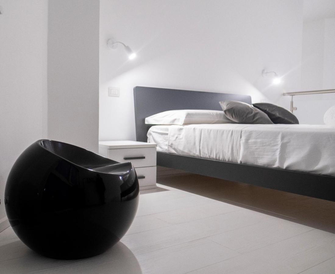 Апартаменты Dada Loft Чефалу Экстерьер фото